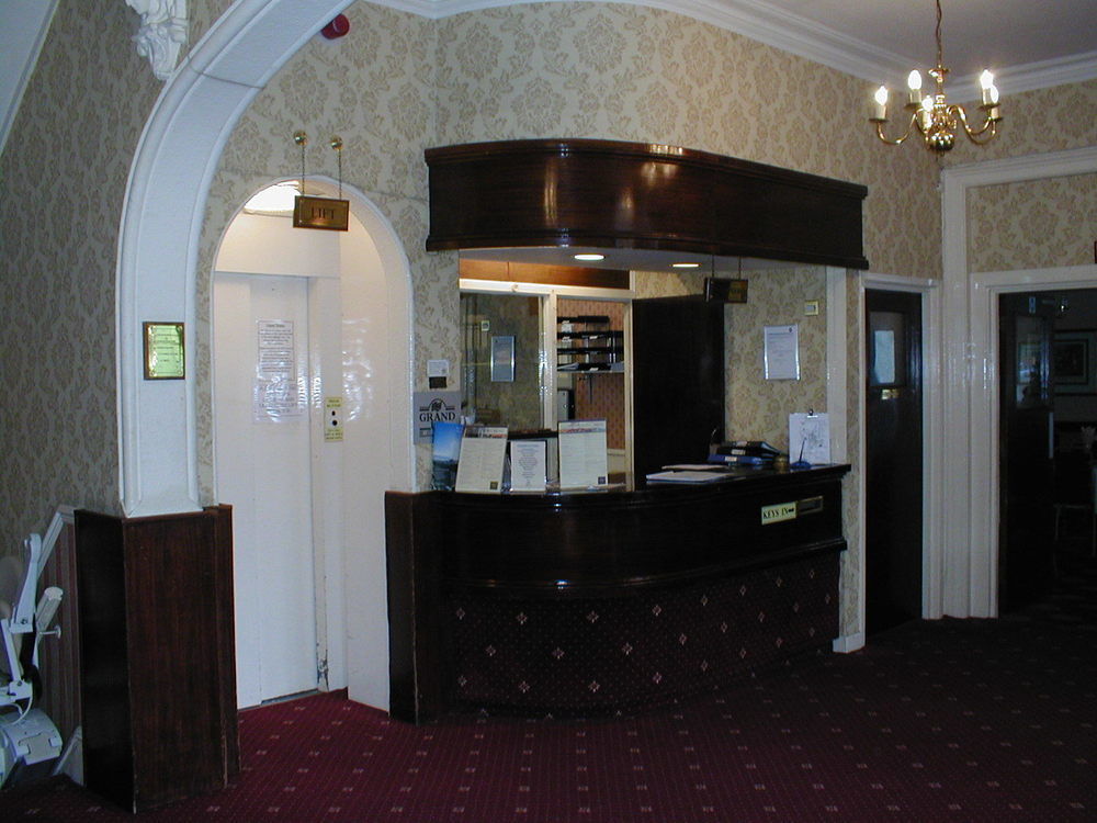 Glen Usk Hotel Llandrindod Wells Bagian luar foto