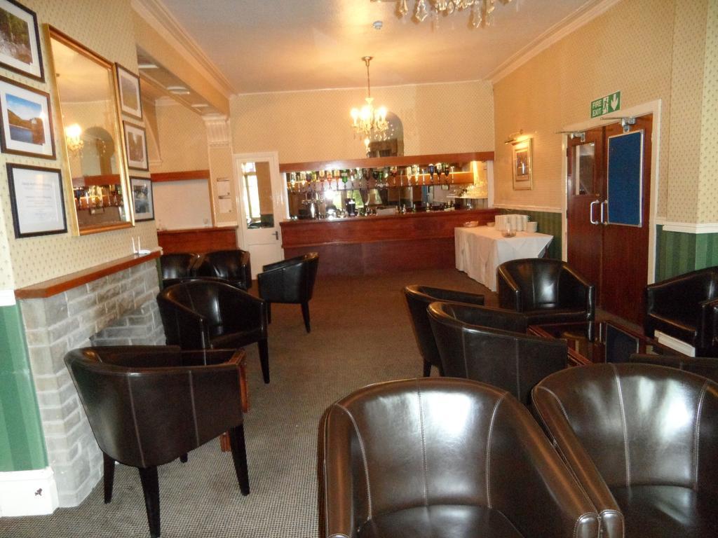 Glen Usk Hotel Llandrindod Wells Bagian luar foto